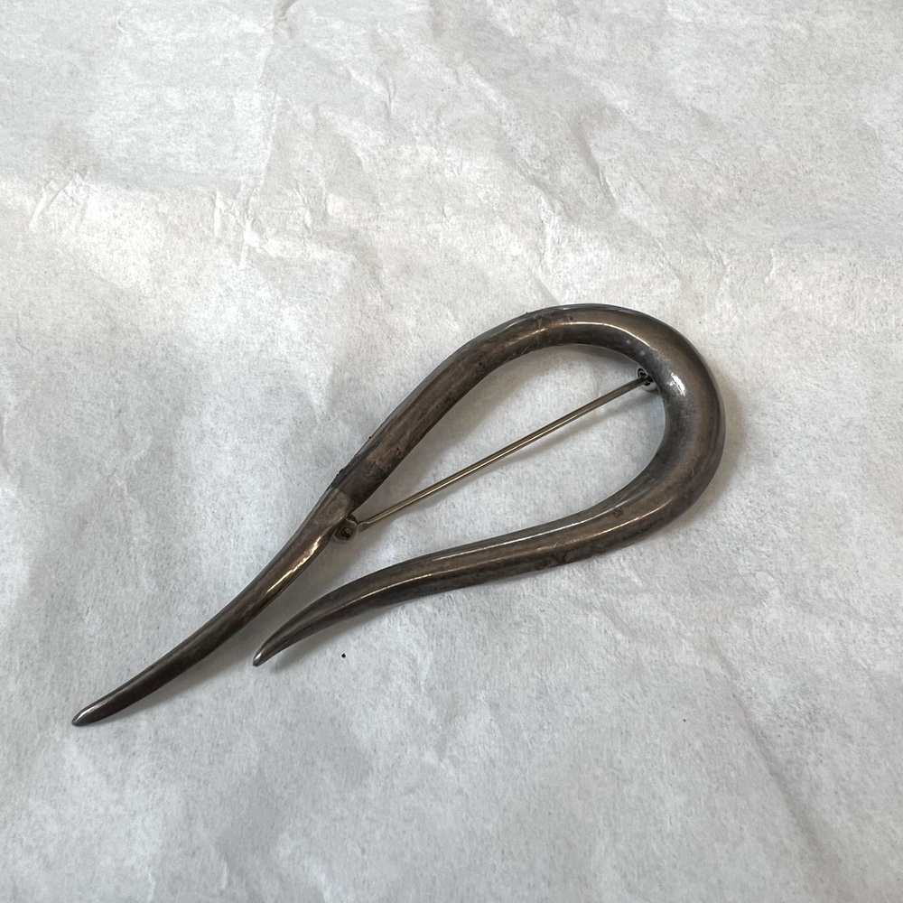 Silver Pin